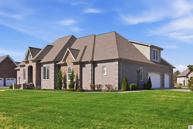 1945 Deerhaven, Paducah, KY 42001