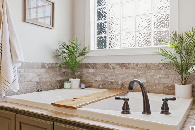 1945 Deerhaven, Paducah, KY 42001