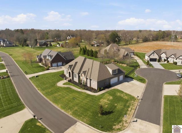 1945 Deerhaven, Paducah, KY 42001