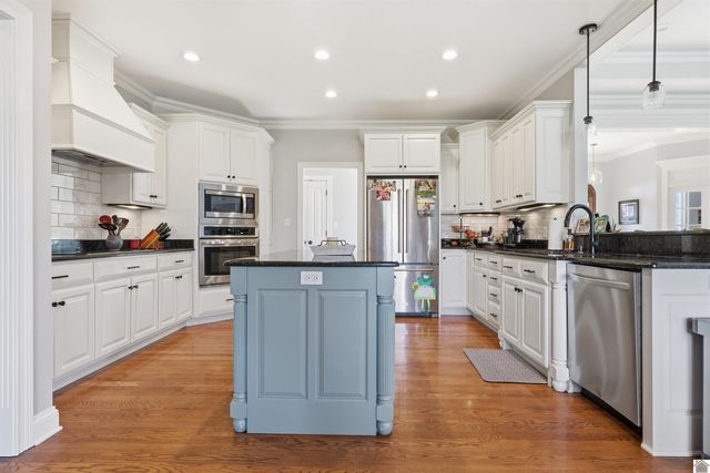 1945 Deerhaven, Paducah, KY 42001