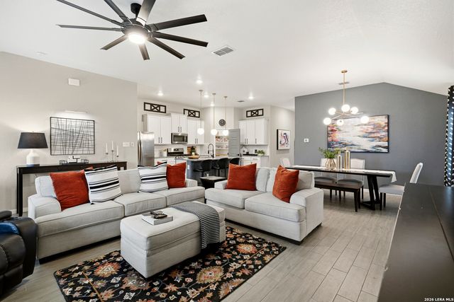 7123 Pioneer Rock, San Antonio, TX 78253