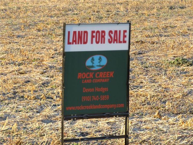 E Raynham Road, Fairmont, NC 28340