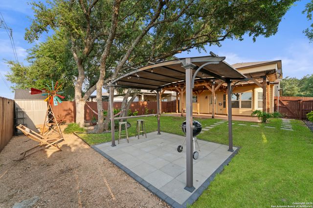 1718 Gray Fox Creek, San Antonio, TX 78245