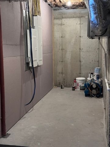 191 E Spring St, Avon, MA 02322