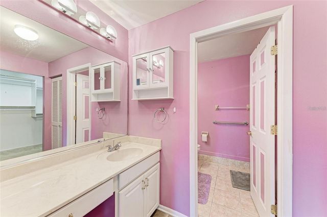 7287 ELEANOR CIRCLE 15, Sarasota, FL 34243