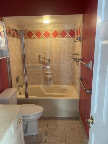 7287 ELEANOR CIRCLE 15, Sarasota, FL 34243