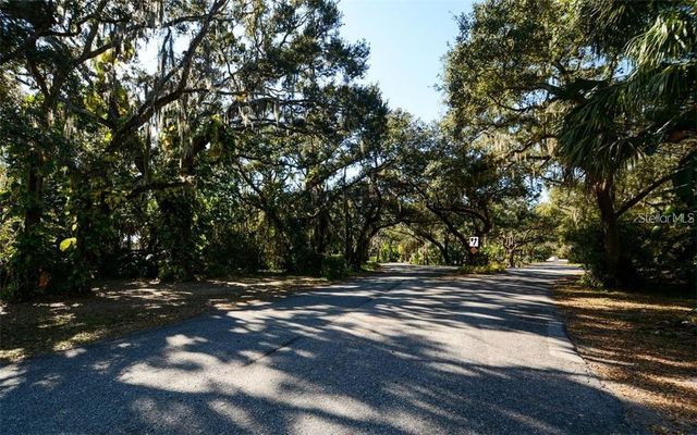 7287 ELEANOR CIRCLE 15, Sarasota, FL 34243