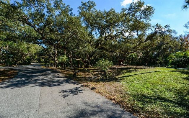 7287 ELEANOR CIRCLE 15, Sarasota, FL 34243