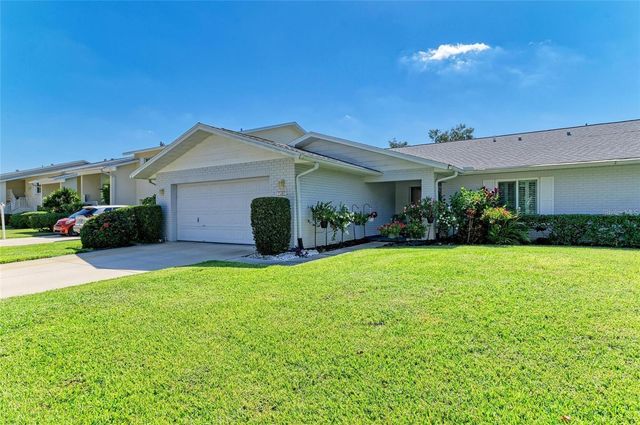 7287 ELEANOR CIRCLE 15, Sarasota, FL 34243