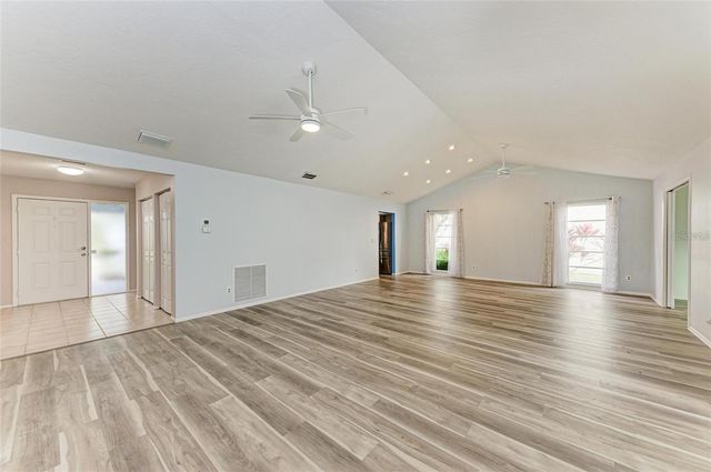 7287 ELEANOR CIRCLE 15, Sarasota, FL 34243