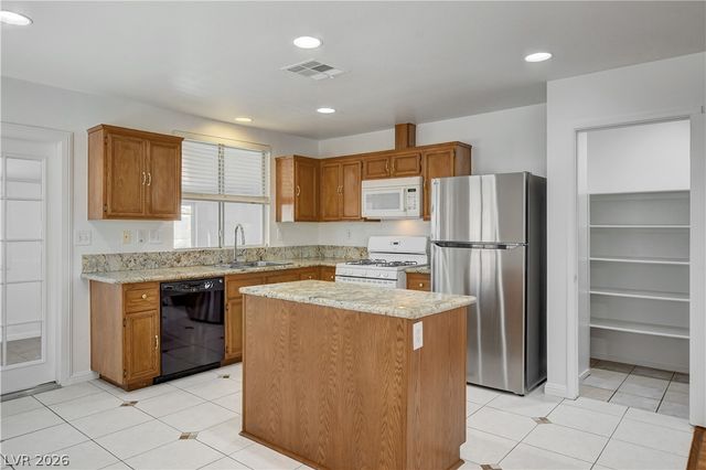320 Searchlight Drive, Las Vegas, NV 89110