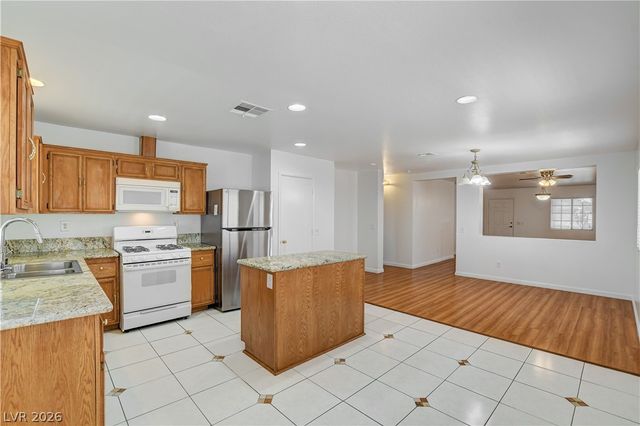 320 Searchlight Drive, Las Vegas, NV 89110
