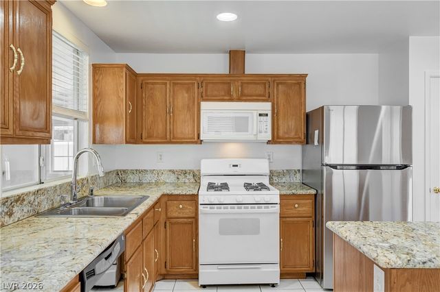 320 Searchlight Drive, Las Vegas, NV 89110