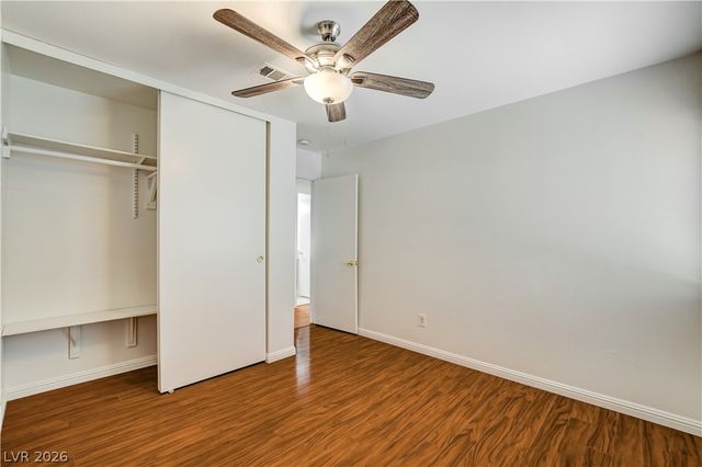 320 Searchlight Drive, Las Vegas, NV 89110