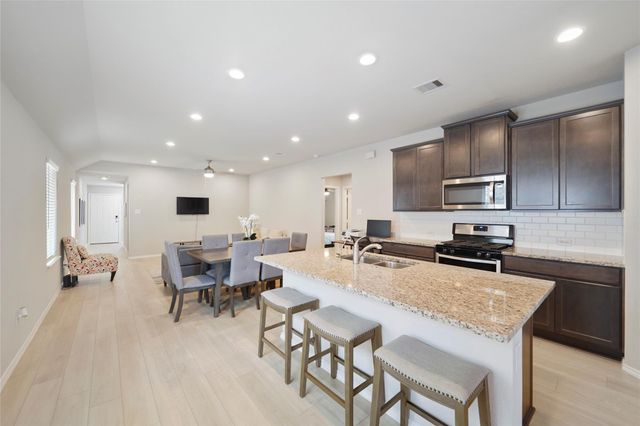 9307 Colonial Bent Court, Conroe, TX 77385