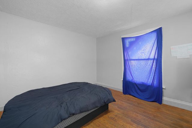816 6th Street NW, Grand Rapids, MI 49504