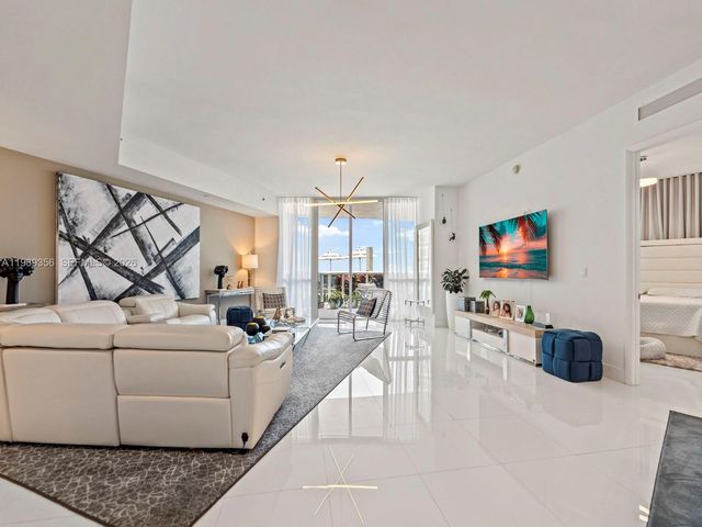 15901 Collins Ave 403, Sunny Isles Beach, FL 33160