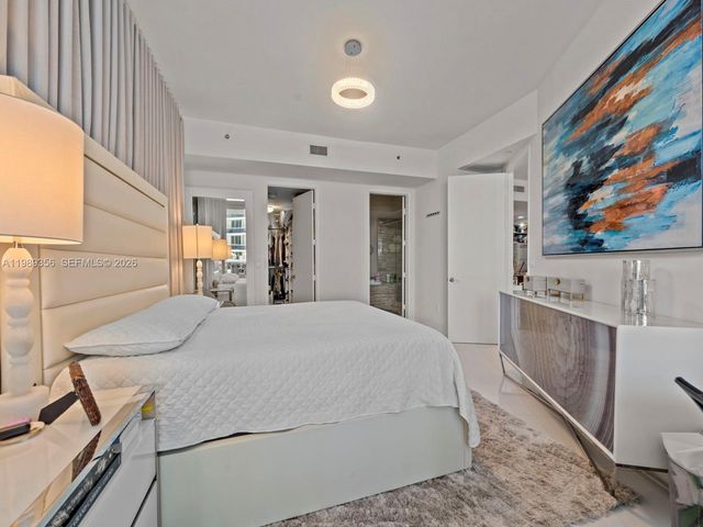 15901 Collins Ave 403, Sunny Isles Beach, FL 33160