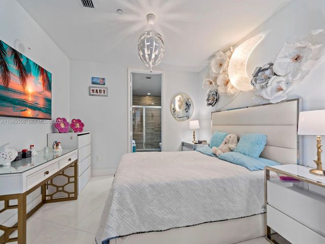 15901 Collins Ave 403, Sunny Isles Beach, FL 33160