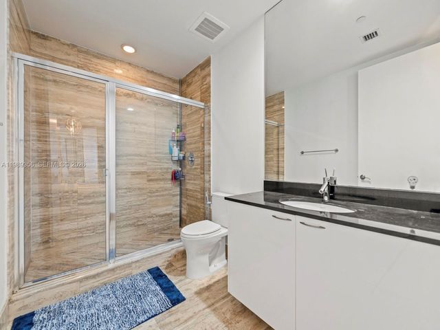 15901 Collins Ave 403, Sunny Isles Beach, FL 33160