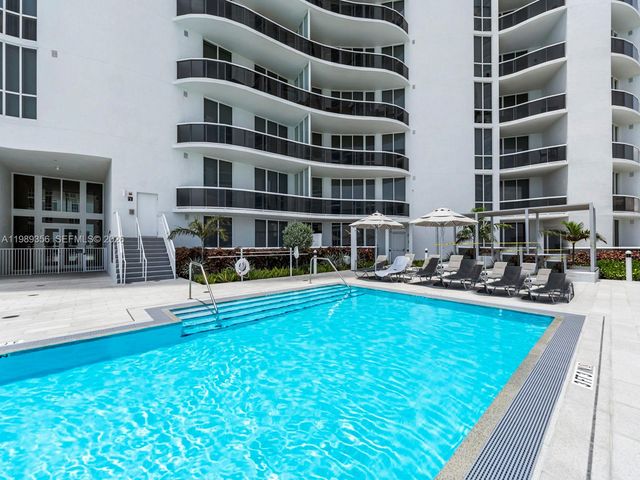 15901 Collins Ave 403, Sunny Isles Beach, FL 33160