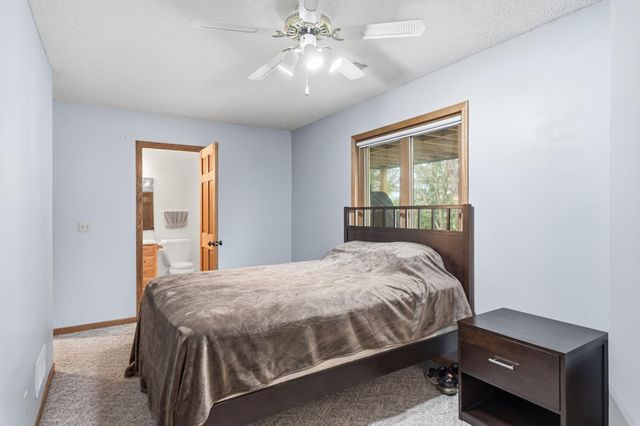 1467 Kings Crest, Eagan, MN 55122
