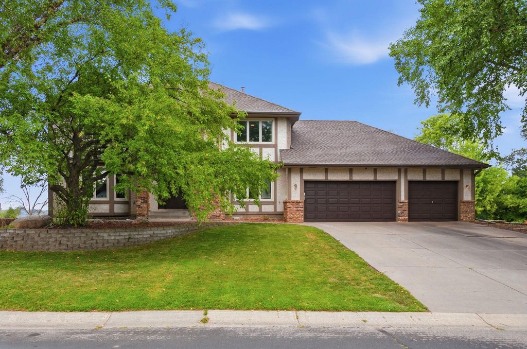 1467 Kings Crest, Eagan, MN 55122 — photo 4