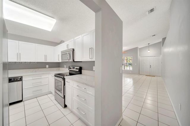 14721 Vista Verdi Rd, Davie, FL 33325