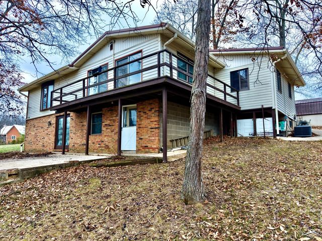 15981 HILLCREST Drive, Effingham, IL 62401