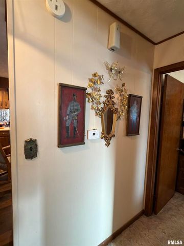 15981 HILLCREST Drive, Effingham, IL 62401