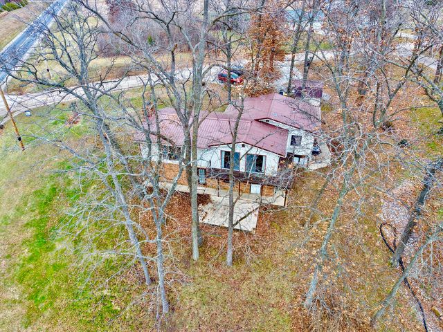 15981 HILLCREST Drive, Effingham, IL 62401