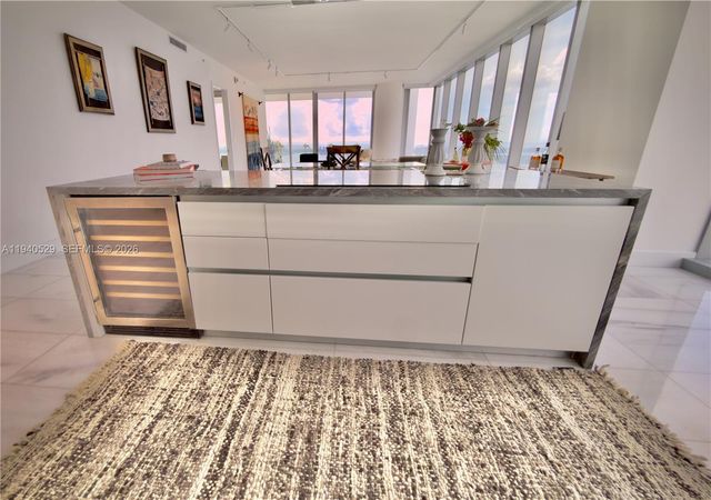 700 NE 26th Terrace 4403, Miami, FL 33137