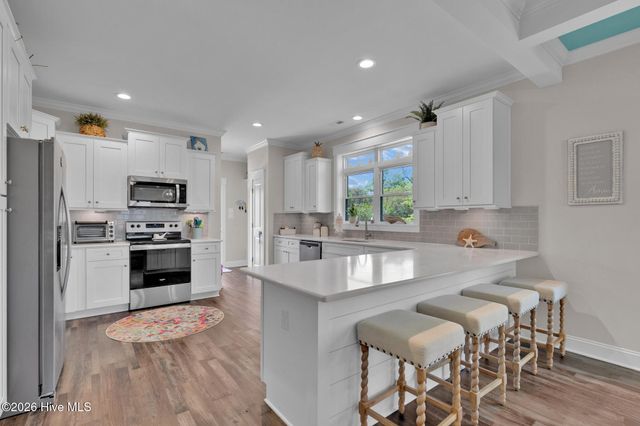 7202 E Yacht Drive, Oak Island, NC 28465