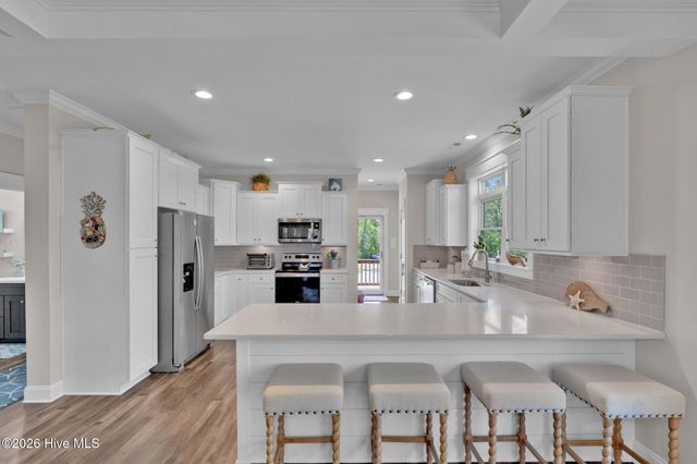 7202 E Yacht Drive, Oak Island, NC 28465