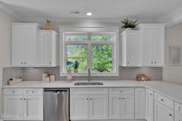 7202 E Yacht Drive, Oak Island, NC 28465