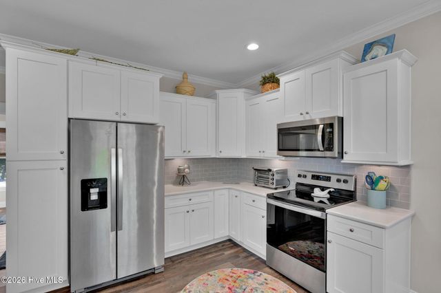 7202 E Yacht Drive, Oak Island, NC 28465