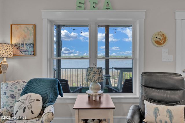 7202 E Yacht Drive, Oak Island, NC 28465