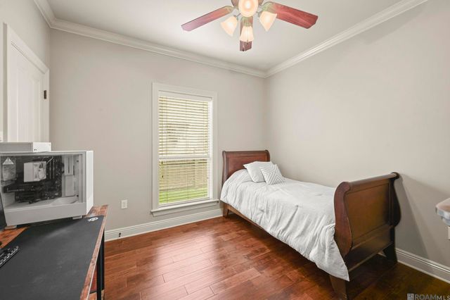 13308 Williamsburg Dr, Walker, LA 70785