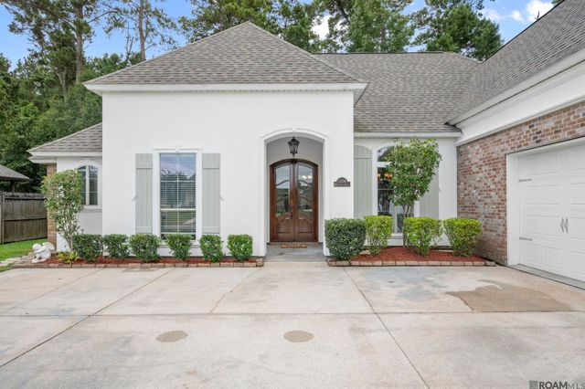 13308 Williamsburg Dr, Walker, LA 70785