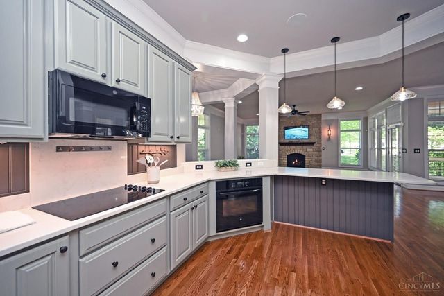 7054 Harbour Town Drive, West Chester, OH 45069