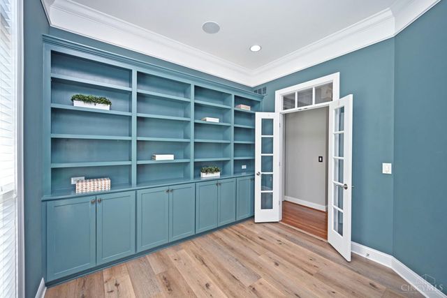 7054 Harbour Town Drive, West Chester, OH 45069