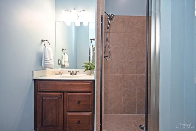 7054 Harbour Town Drive, West Chester, OH 45069