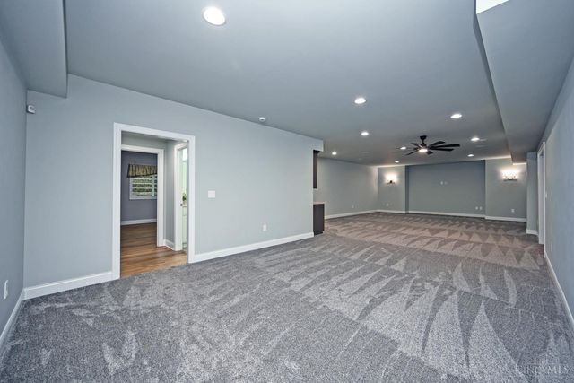 7054 Harbour Town Drive, West Chester, OH 45069