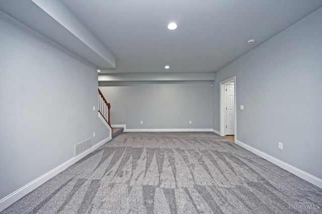 7054 Harbour Town Drive, West Chester, OH 45069
