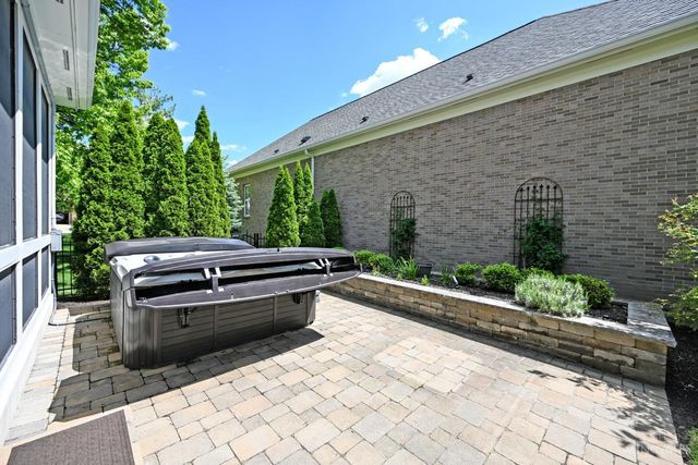 7054 Harbour Town Drive, West Chester, OH 45069