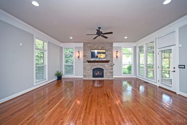 7054 Harbour Town Drive, West Chester, OH 45069