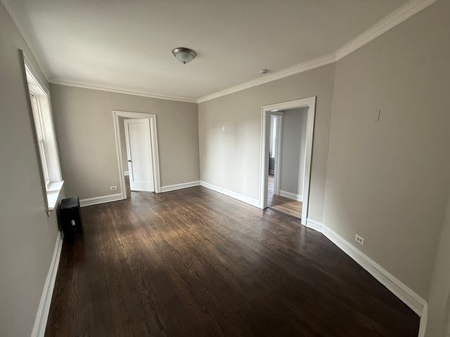 2144 S Gunderson Avenue 212, Berwyn, IL 60402