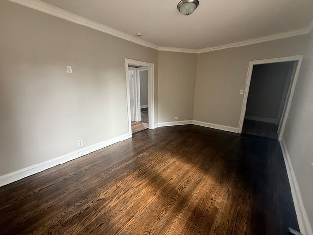 2144 S Gunderson Avenue 212, Berwyn, IL 60402