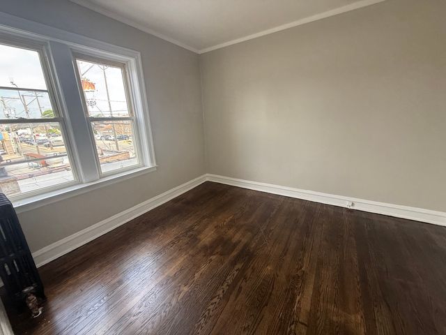 2144 S Gunderson Avenue 212, Berwyn, IL 60402