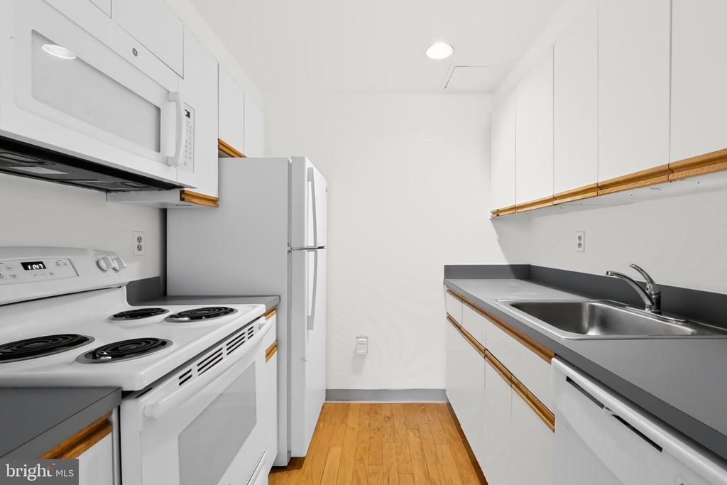1601 SPRING GARDEN ST #501, PHILADELPHIA, PA 19130 — photo 5